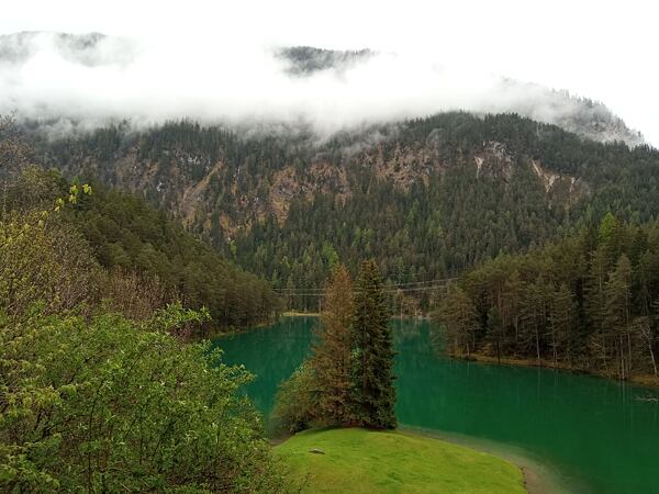 Pohled na jezero Fernsteinsee